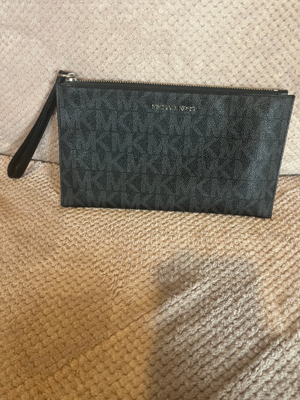 Michael Kors Black MK Logo Zip Wristlet Clutch